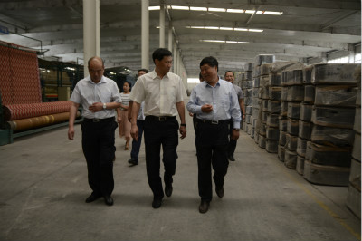 鞏義市委常委、紀(jì)委書記南毅強蒞臨華德進(jìn)行實地調(diào)研